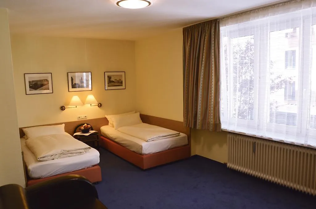 Hotel Lex Im Gartenhof Guest house