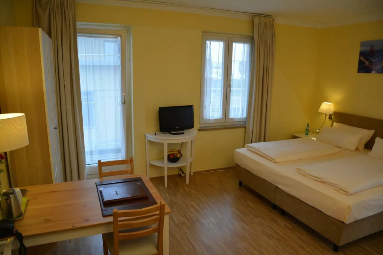 Hotel Lex Im Gartenhof Munich