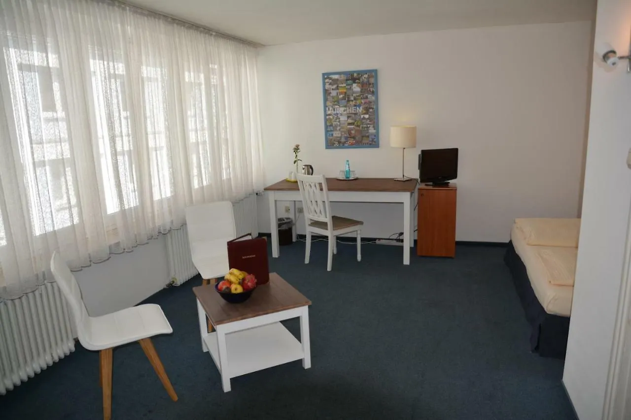 Guest house Hotel Lex Im Gartenhof
