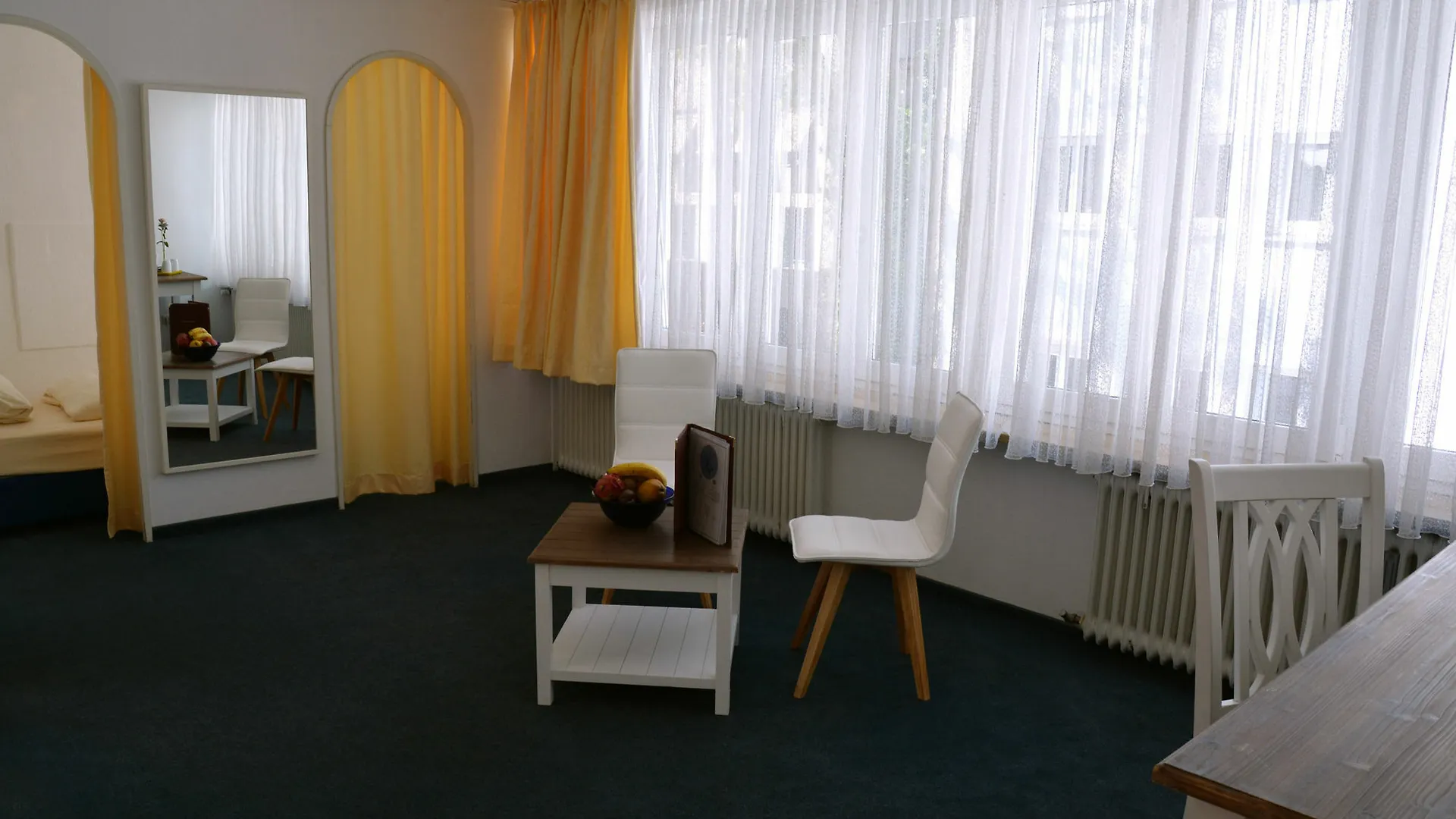 Hotel Lex Im Gartenhof 3*, Munich Germany